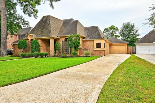 6018 Spring Creek Ln, Spring, TX, 77379-8805 | Card Image