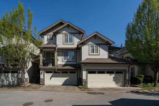 15 - 14453 72 Avenue, Townhouse with 4 bedrooms, 3 bathrooms and 3 parking in Surrey BC | Image 1