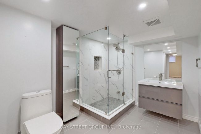 4 Elihof Dr, House attached with 4 bedrooms, 4 bathrooms and 3 parking in Vaughan ON | Image 24