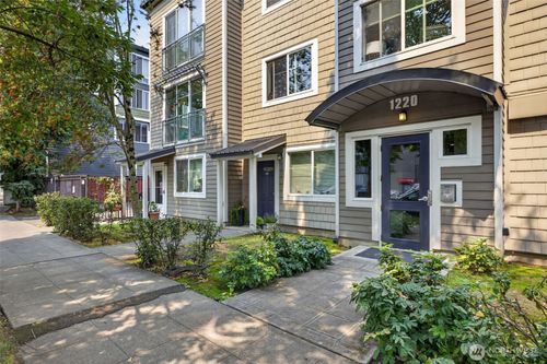 202-1220 E Columbia St, Seattle, WA, 98122-4468 | Card Image