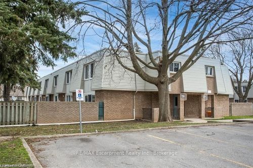 178-17 Old Pine Trail, Saint Catharines, ON, L2M6P9 | Card Image