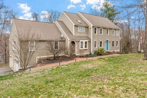 76 Woobly Rd, Bolton, MA, 01740-1428 | Card Image