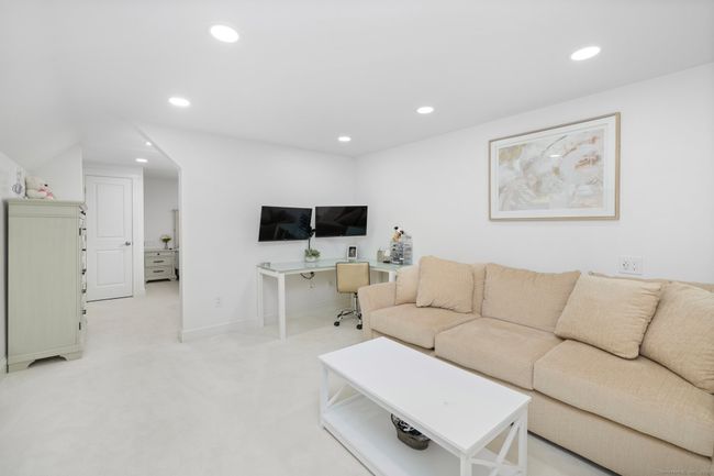 14 Finn Ln, House other with 3 bedrooms, 3 bathrooms and null parking in Plainfield CT | Image 31