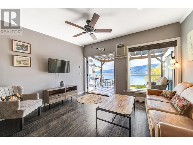 11 - 3701 Beach Ave, Home with 2 bedrooms, 2 bathrooms and 1 parking in Peachland BC | Image 25