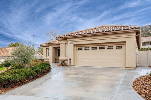 2148 Birdie Dr, Banning, CA, 92220-7135 | Card Image