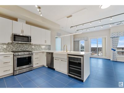 1502 - 2755 109 St Nw, Condo with 2 bedrooms, 2 bathrooms and 3 parking in Edmonton AB | Image 2