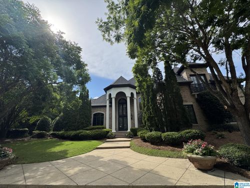 987 Garland Cv, Hoover, AL, 35242-7289 | Card Image