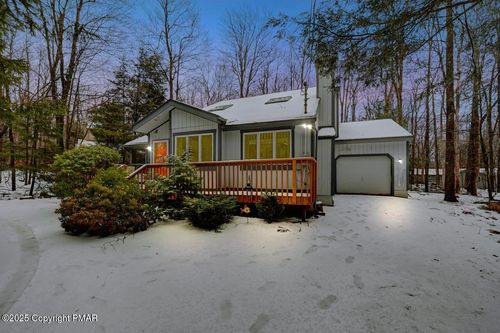 1527 Crestview Ln, Pocono Pines, PA, 18350 | Card Image