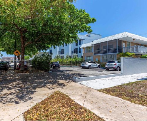 apt-3-1140 71st St, Miami Beach, FL, 33141-3630 | Card Image