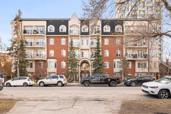 307 - 923 15 Avenue Sw, Home with 2 bedrooms, 2 bathrooms and 1 parking in Calgary AB | Image 1