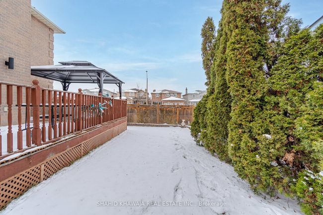520 Ceremonial Dr, House other with 4 bedrooms, 3 bathrooms and 3 parking in Mississauga ON | Image 35