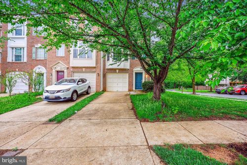 18201 Gravinia Cir, BOYDS, MD, 20841-6110 | Card Image