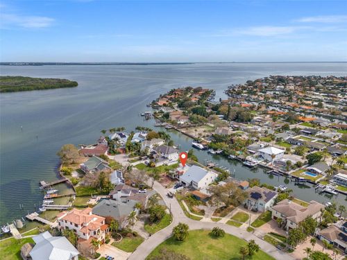 1936 Arrowhead Dr Ne, ST PETERSBURG, FL, 33703-1904 | Card Image