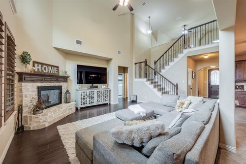 15000 Seventeen Lakes Blvd, Roanoke, TX, 76262-3733 | Card Image