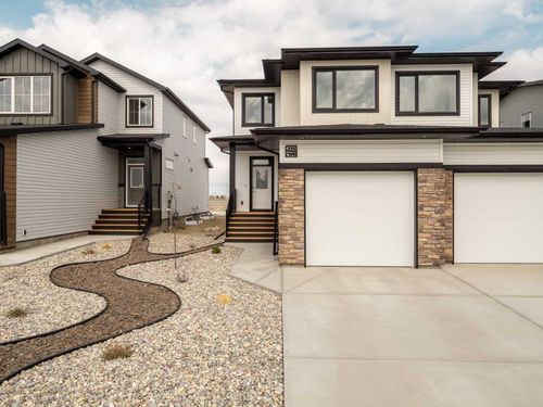 4325 28 Avenue S, Lethbridge, AB, T1K8L3 | Card Image