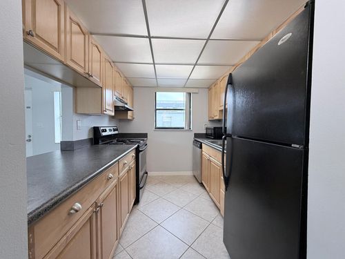 apt-404-1720 N Congress Ave, West Palm Beach, FL, 33401-1670 | Card Image