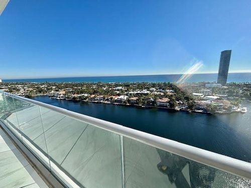 23j-19707 Turnberry Way, Aventura, FL, 33180-2505 | Card Image
