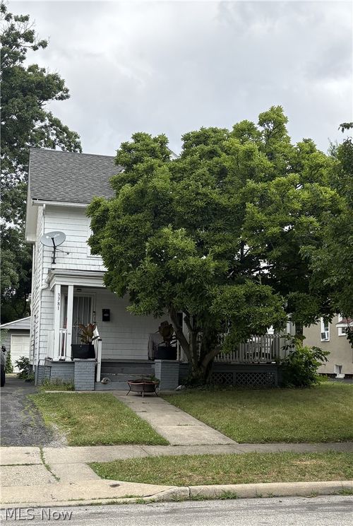 3381 Cedarbrook Rd, Cleveland Heights, OH, 44118-2967 | Card Image