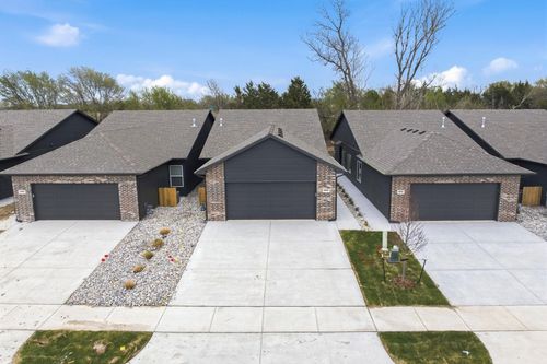 4940 N Vassar St, Wichita, KS, 67220-2462 | Card Image