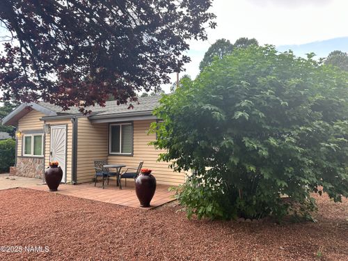 2901 N East St, Flagstaff, AZ, 86004-1966 | Card Image