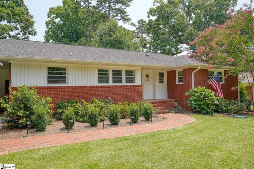 105 Guilford Pl, Spartanburg, SC, 29302-4606 | Card Image