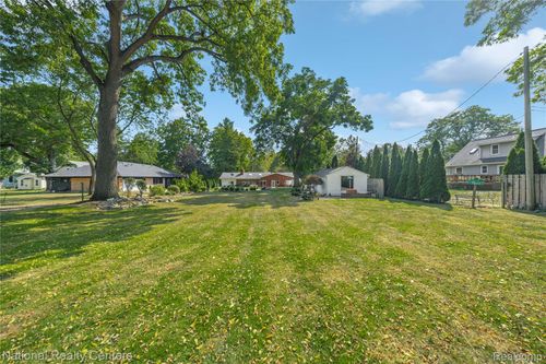 356 Fairbrook St, Northville, MI, 48167-1504 | Card Image