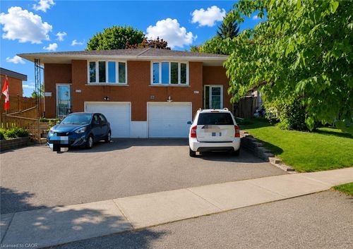 637B Silverbirch Rd, Waterloo, ON, N2L4R4 | Card Image