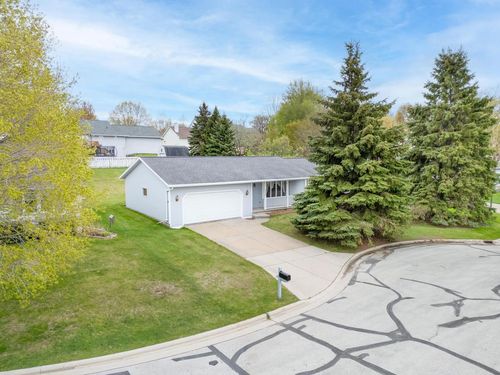 2750 St Anthony Drive, GREEN BAY, WI, 54311 | Card Image