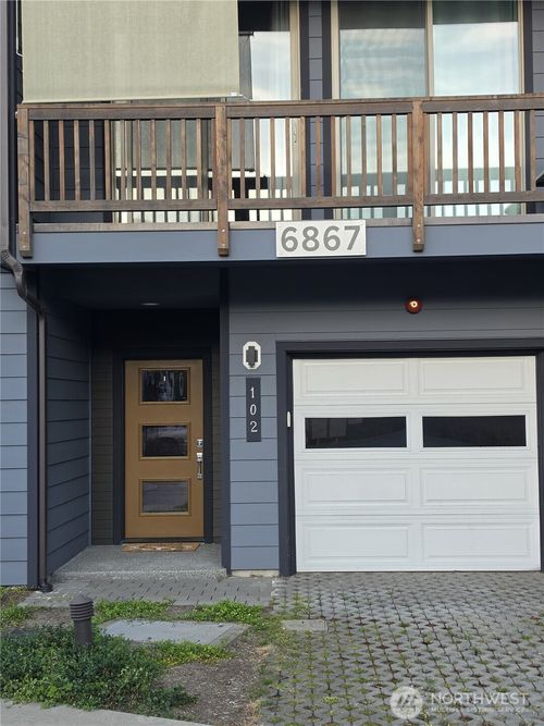 102-6867 Ne 170th St, Kenmore, WA, 98028 | Card Image