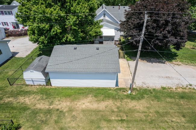 502 Cedar St, House other with 3 bedrooms, 2 bathrooms and 8 parking in Le Roy IL | Image 30