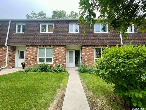 51 Spruceview Rd, Regina, SK, S4R0E1 | Card Image