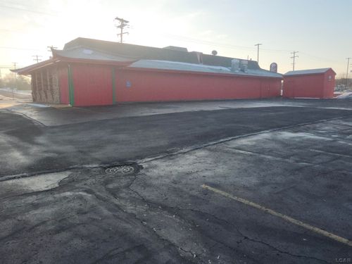 1002 S Main St Street, Adrian, MI, 49221 | Card Image