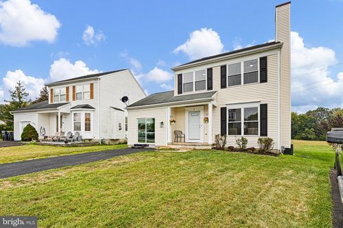 3 Sir Thomas Ln, NEWARK, DE, 19702-4179 | Card Image