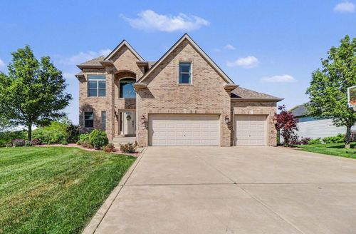 8490 Doubletree Drive N, Crown Point, IN, 46307 | Card Image