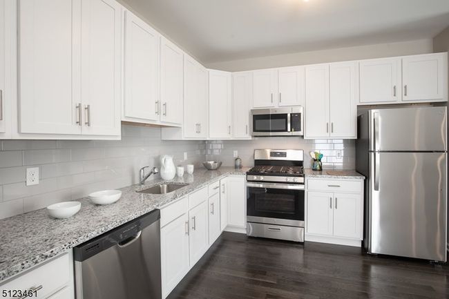 61 Arlene Ct, House other with 2 bedrooms, 2 bathrooms and null parking in Morris Plains NJ | Image 7