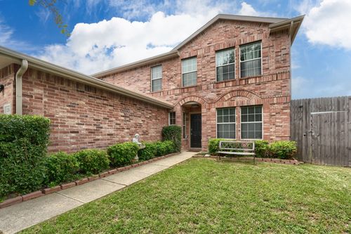 2203 Wagon Wheel Trl, Corinth, TX, 76208-5254 | Card Image