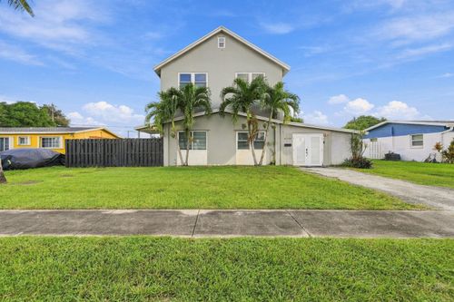 6240 Nw 16th Pl, Sunrise, FL, 33313-4637 | Card Image