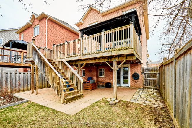 31 Aster Cres, House other with 3 bedrooms, 4 bathrooms and 2 parking in Whitby ON | Image 39