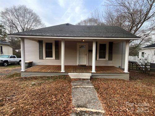 607 Forest Ave, Kannapolis, NC, 28081-2139 | Card Image