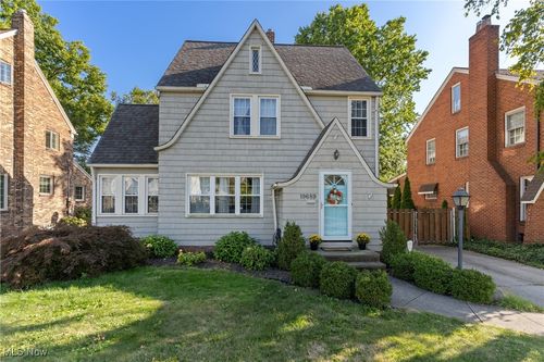 19689 Purnell Ave, Rocky River, OH, 44116-2726 | Card Image