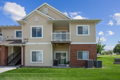 unit-3-1815 Sw White Birch Cir, Ankeny, IA, 50023-7222 | Card Image