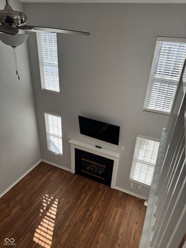 504 Elkhart Dr, Condo with 2 bedrooms, 3 bathrooms and null parking in Westfield IN | Image 5