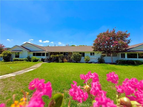 9537 Jellico Avenue, Northridge, CA, 91325 | Card Image