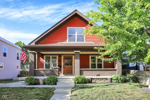 824 E Minnesota St, Indianapolis, IN, 46203-3953 | Card Image