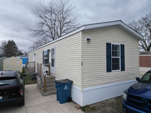 69-333 E Lakewood Boulevard, Holland, MI, 49424 | Card Image