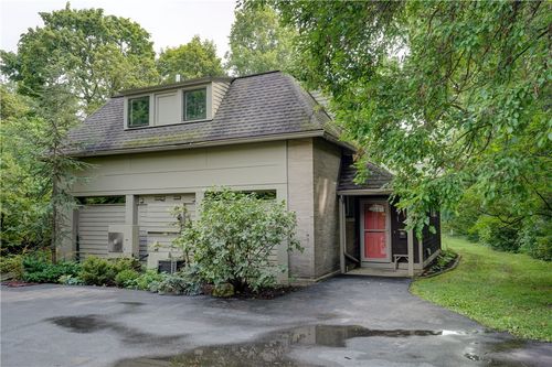 un008-947 East Avenue, Rochester, NY, 14607 | Card Image