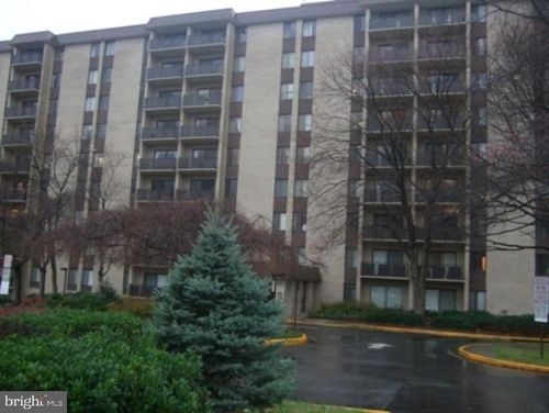 504-6001 Arlington Blvd, FALLS CHURCH, VA, 22044-2702 | Card Image