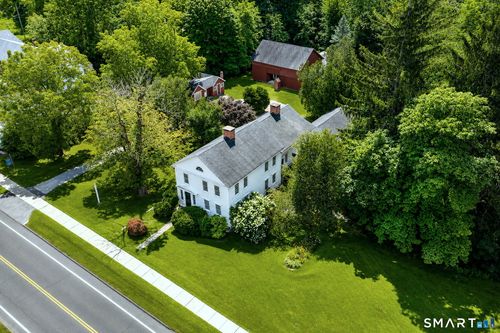 18 East St, Bethlehem, CT, 06751-1801 | Card Image