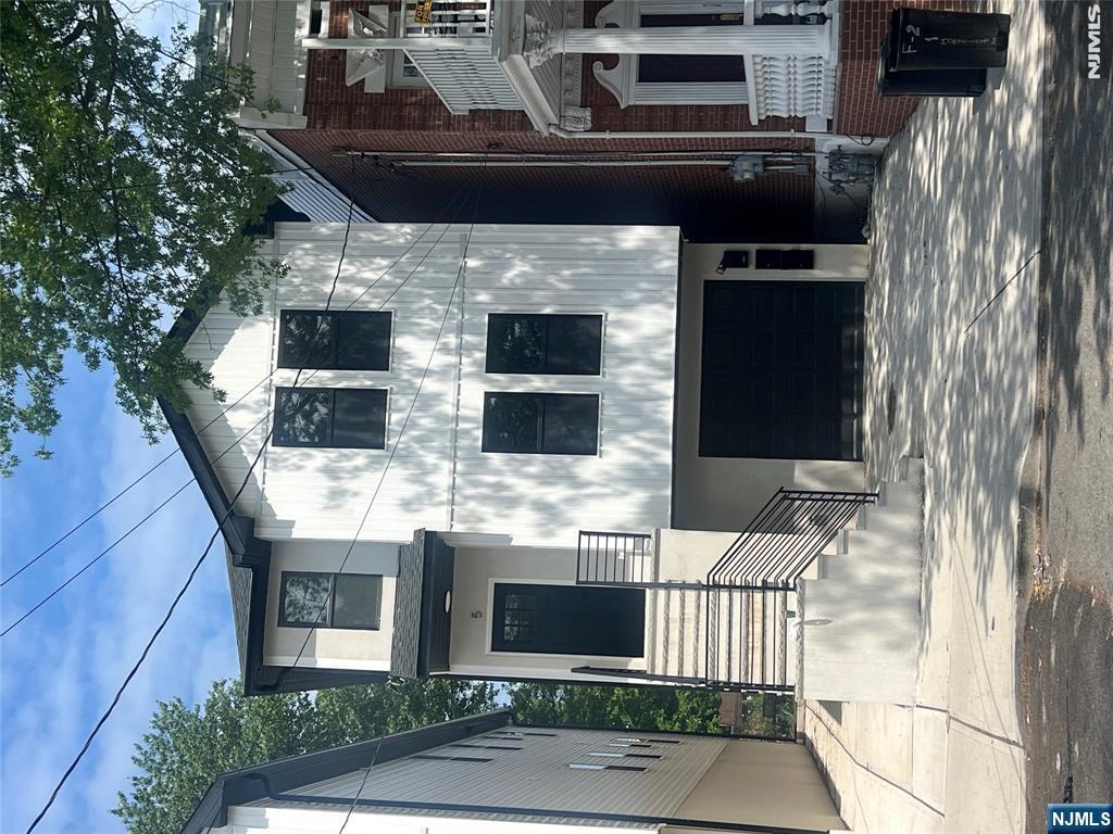 Residential Lease in Paterson 2