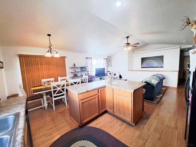 814 Ridgeview St, House other with 4 bedrooms, 2 bathrooms and null parking in Belle Fourche SD | Image 6